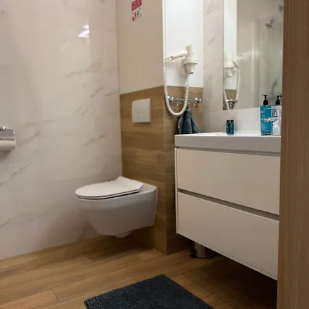 Marco Polo Apartment